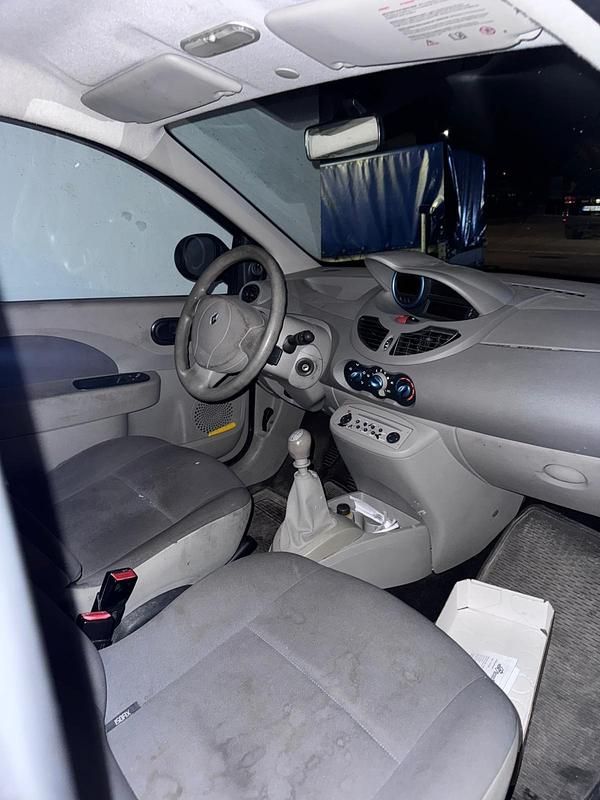 Gebraucht Renault Twingo 77 PS (56 kW) 2008 Blau Kleinwagen