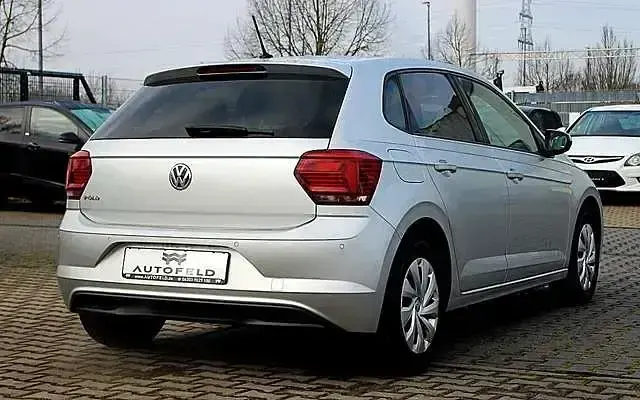 Gebraucht VW Polo 95 PS (69 kW) 2020 Silber Kleinwagen