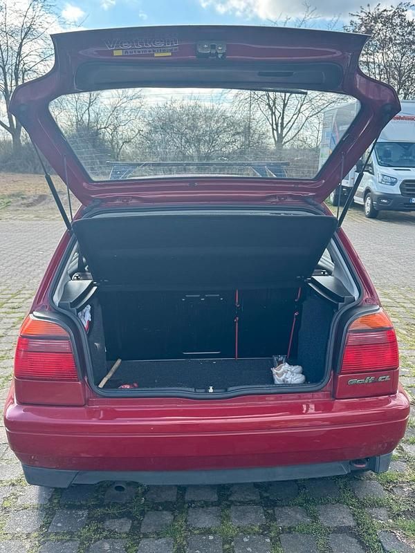 Gebraucht VW Golf III 75 PS (55 kW) 1995 Rot Kleinwagen