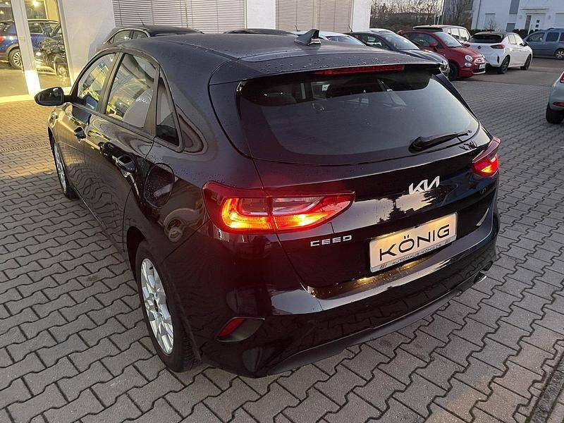 Gebraucht Kia Ceed Edition 7 101 PS (74 kW) 2023 Schwarz Kleinwagen