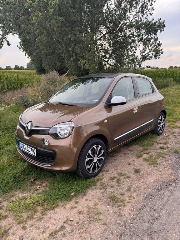 Braun Gebraucht 2016 Renault Twingo Kleinwagen | 5.990 € (Superpreis) - Bild 1/4