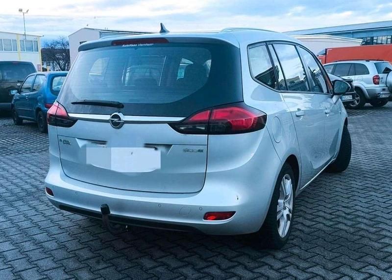 Gebraucht 2016 Opel Zafira Tourer Selection Van / Kleinbus | 4.000 € (Fairer Preis) - Bild 1/4