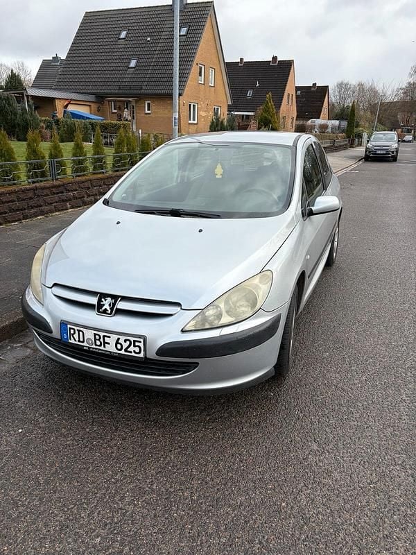Gebraucht Peugeot 307 109 PS (80 kW) 2002 Silber Kleinwagen