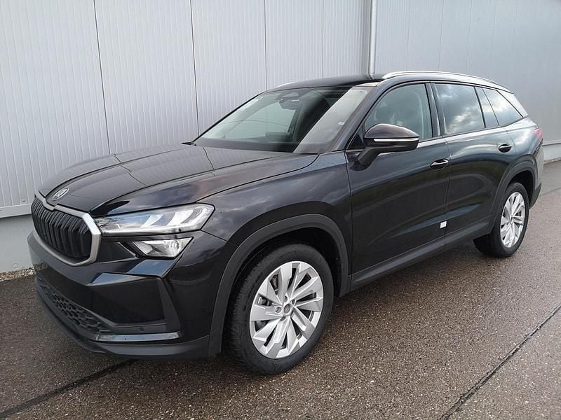 Neu Skoda Kodiaq Selection 193 PS (141 kW) 2026 Schwarzmagic perleffekt SUV