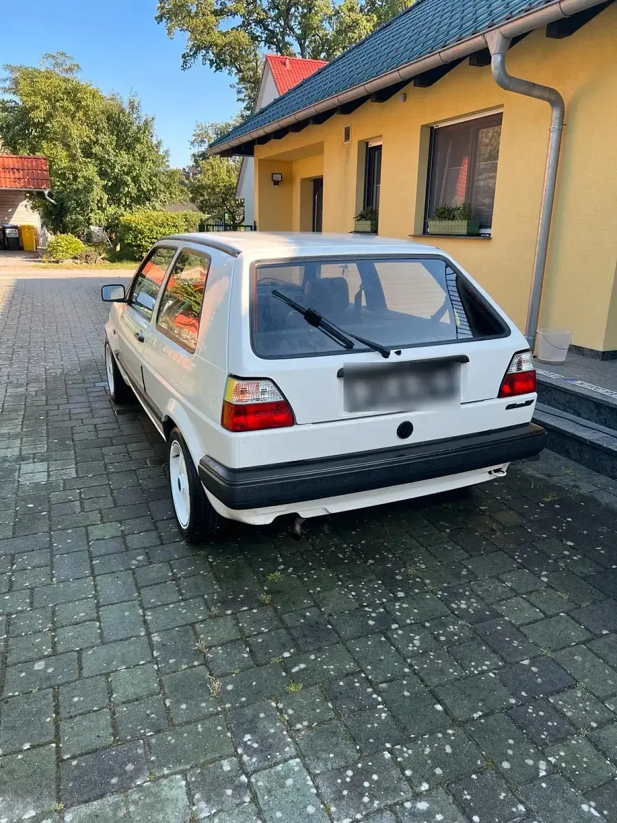 Brugt VW Golf II 55 HK (40 kW) 1991 Hvid Hatchback