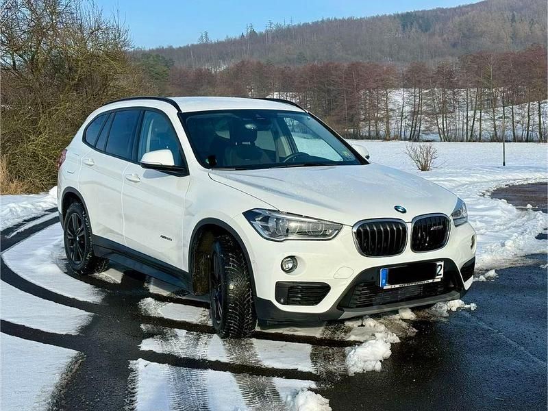 Gebraucht BMW X1 xLine 231 PS (169 kW) 2016 Weiß SUV