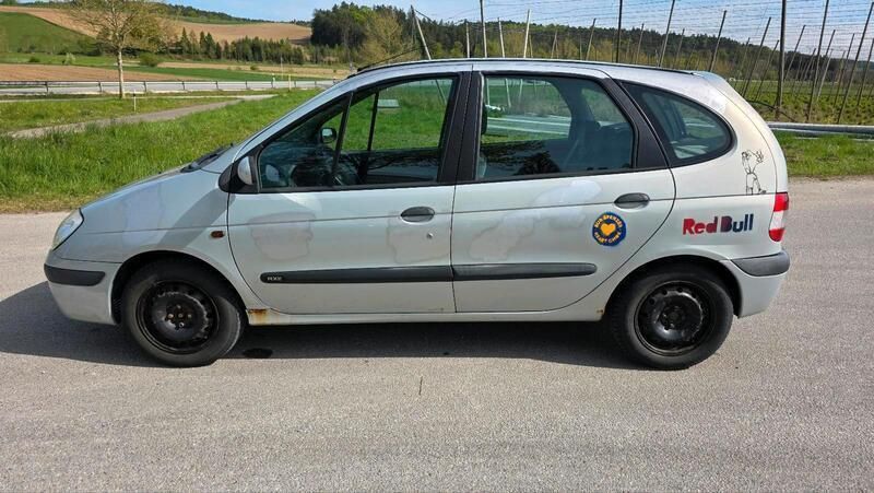 Grau Gebraucht 2000 Renault Scénic Van / Kleinbus | 550 € (Superpreis) - Bild 1/4