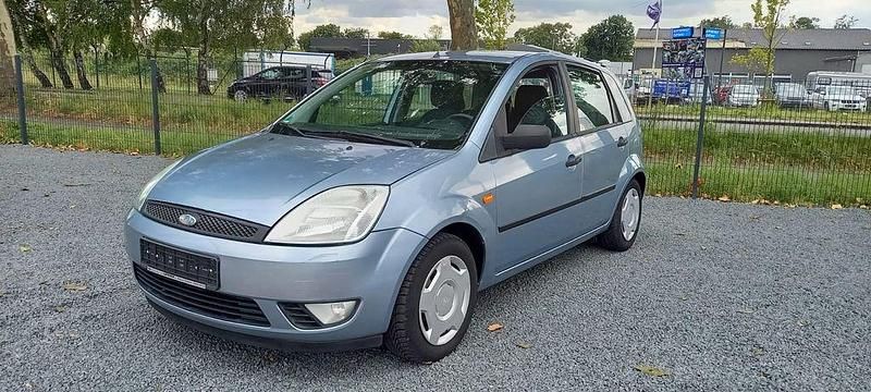 Blau Gebraucht 2005 Ford Fiesta Kleinwagen | 1.700 € (Fairer Preis) - Bild 1/4