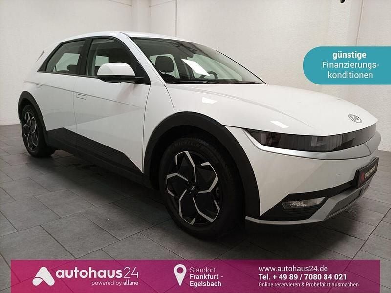 Weiß Gebraucht 2021 Hyundai Ioniq Kleinwagen | 18.470 € (Superpreis) - Bild 1/4