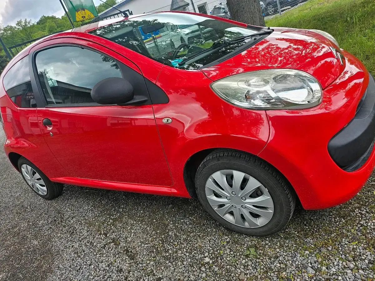 Gebraucht Citroën C1 68 PS (50 kW) 2008 Rot Kleinwagen