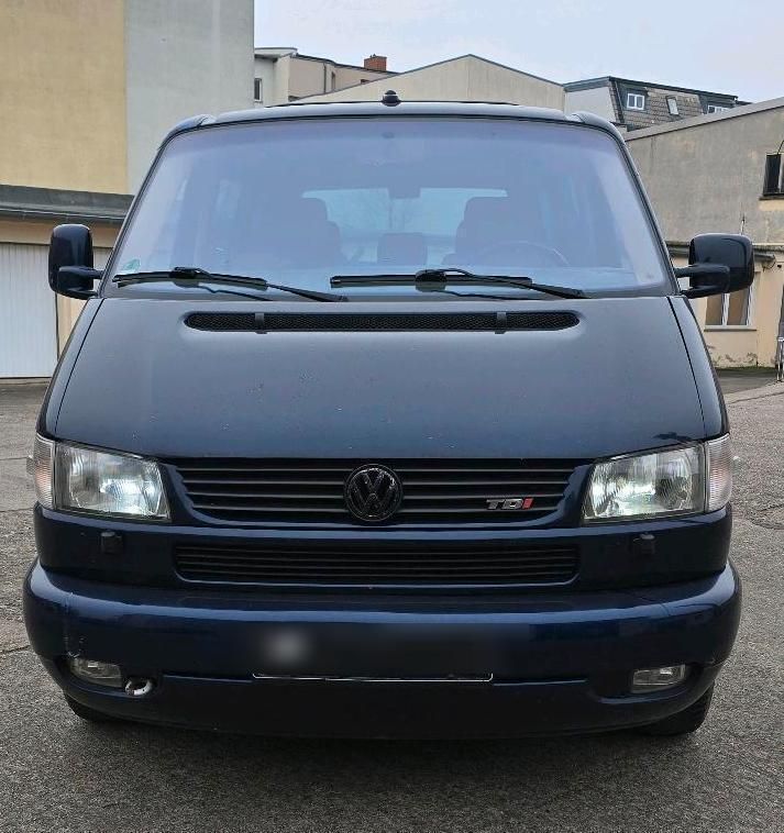 Blau Gebraucht 2000 VW T4 Business Van | 6.000 € - Bild 1/4