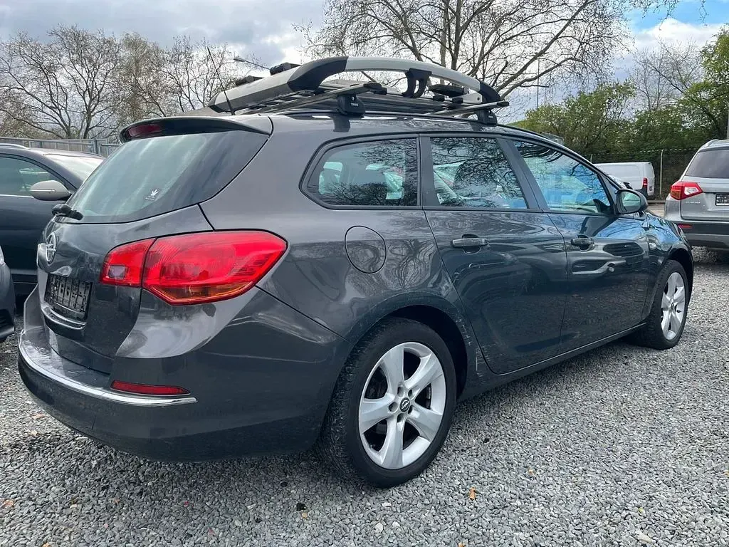 Używany Opel Astra Style 116 KM (85 kW) 2016 Szary Kombi