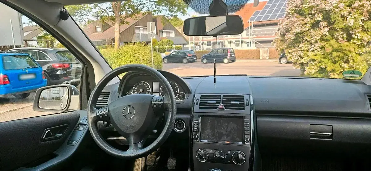 Gebraucht Mercedes A160 95 PS (69 kW) 2011 Grau Limousine