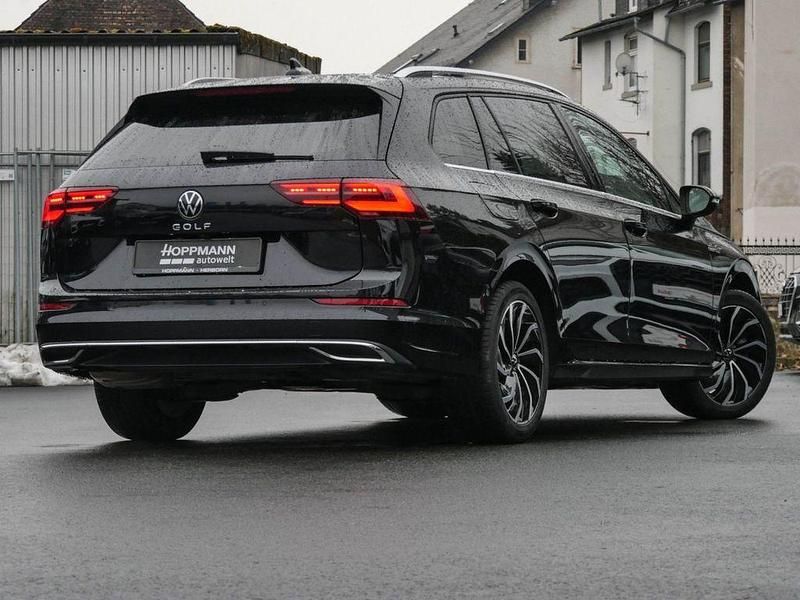 Gebraucht VW Golf VIII Style 190 PS (139 kW) 2022 Schwarz Kombi