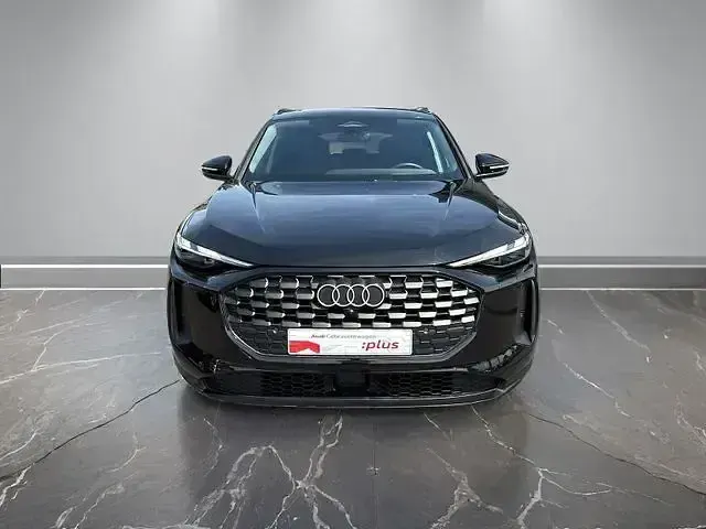 Gebraucht Audi Q5 Sport 204 PS (150 kW) 2025 Mythosschwarz metallic SUV