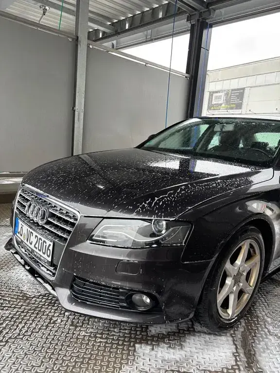 Gebraucht Audi A4 Ambiente 160 PS (117 kW) 2008 Grau Limousine