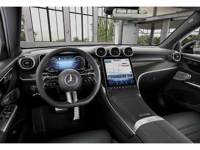 Weiss / polarweiß Gebraucht 2023 Mercedes GLC300 AMG Coupé | 63.585 € (Etwas zu teuer) - Bild 1/4