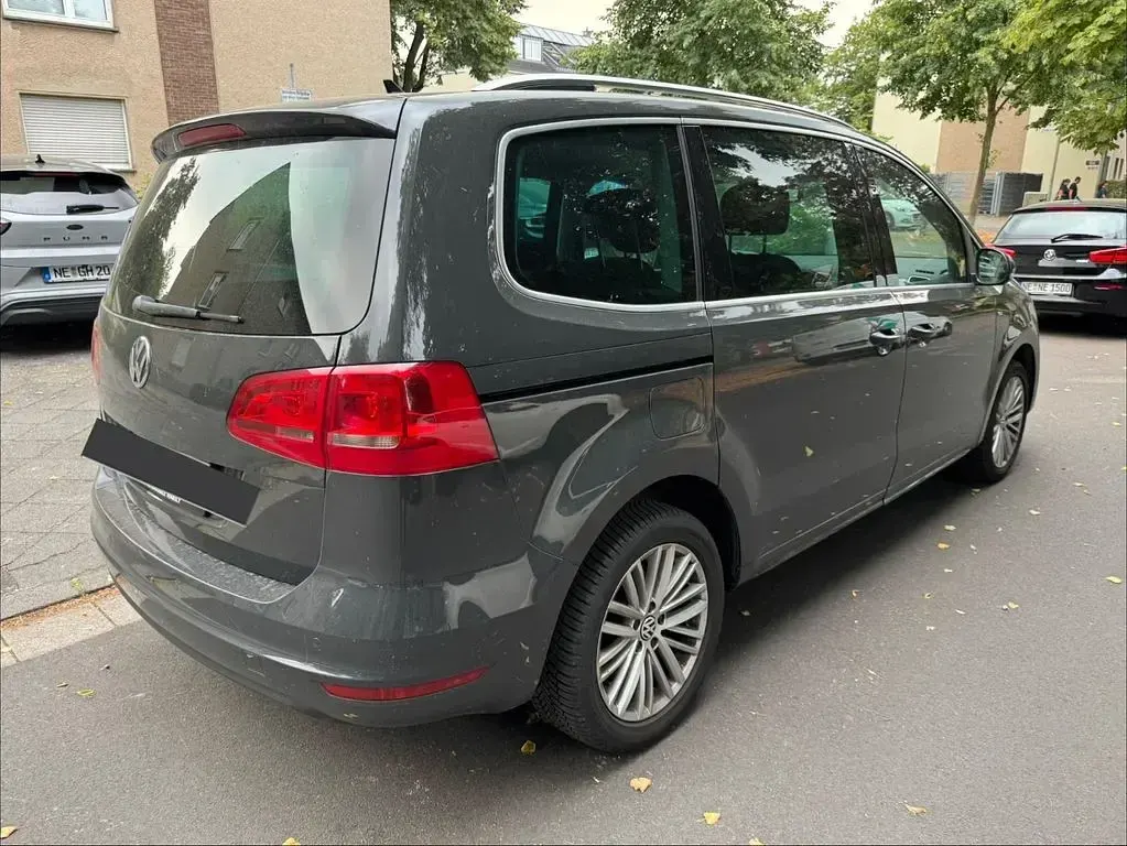 Gebraucht VW Sharan Cup 140 PS (102 kW) 2014 Grau Van / Kleinbus