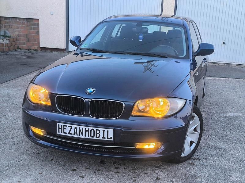 Gebraucht BMW 116 122 PS (89 kW) 2010 Blau Kleinwagen