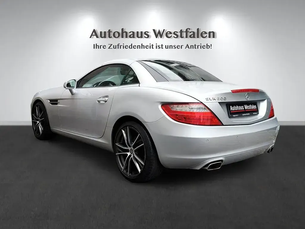 Gebraucht Mercedes SLK200 184 PS (135 kW) 2011 Silber Cabrio