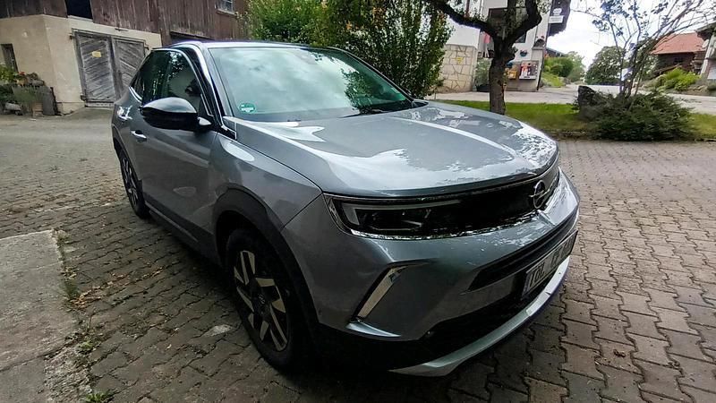 Silber Gebraucht 2021 Opel Mokka SUV | 15.250 € (Superpreis) - Bild 1/4