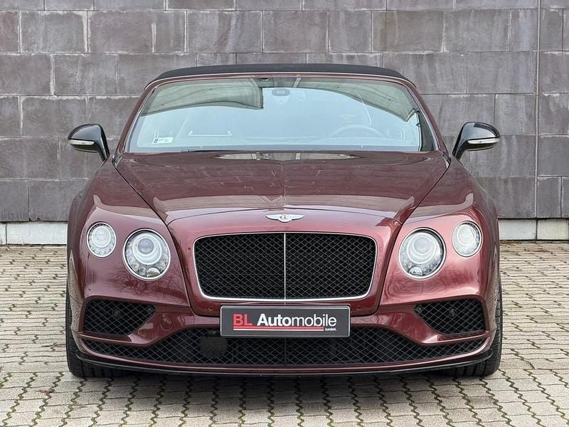 Gebraucht Bentley Continental GT Convertible 528 PS (388 kW) 2016 Rot Cabrio