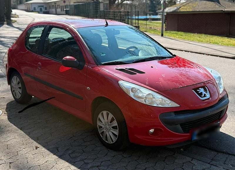 Gebraucht Peugeot 206+ 68 PS (50 kW) 2010 Kleinwagen