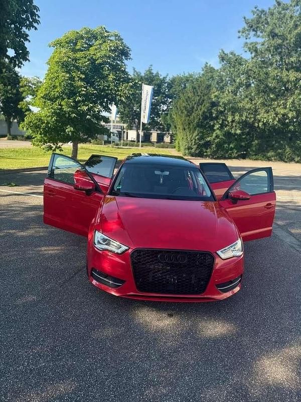 Gebraucht 2015 Audi A3 Limousine | 9.900 € (Guter Preis) - Bild 1/4