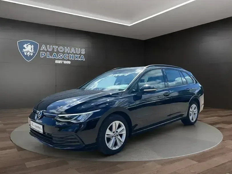 Gebraucht VW Golf VIII Life 150 PS (110 kW) 2021 Kombi