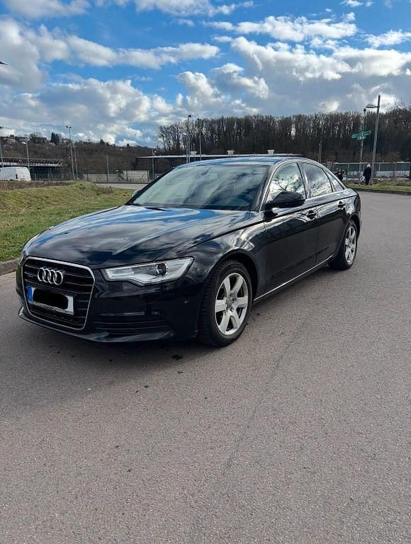 Second-hand Audi A6 Ambiente 245 CP (180 kW) 2012 Negru Berlinǎ