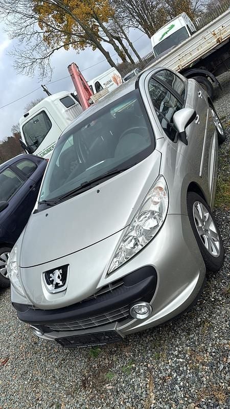 Andere farben Gebraucht 2009 Peugeot 207 Kleinwagen | 3.200 € (Fairer Preis) - Bild 1/4