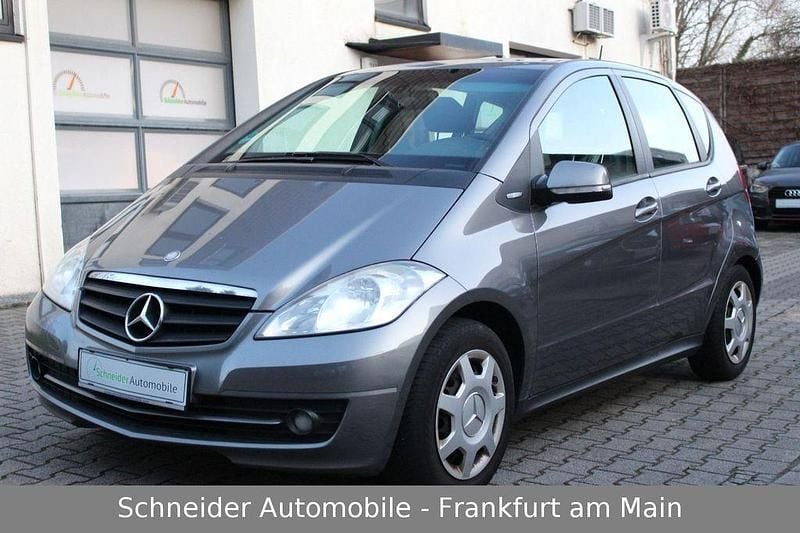 Gebraucht Mercedes A160 95 PS (69 kW) 2011 Grau Limousine