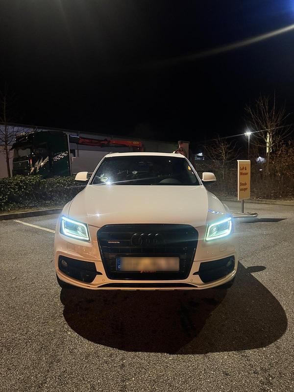 Gebraucht Audi Q5 Black Edition 190 PS (139 kW) 2016 Weiß SUV