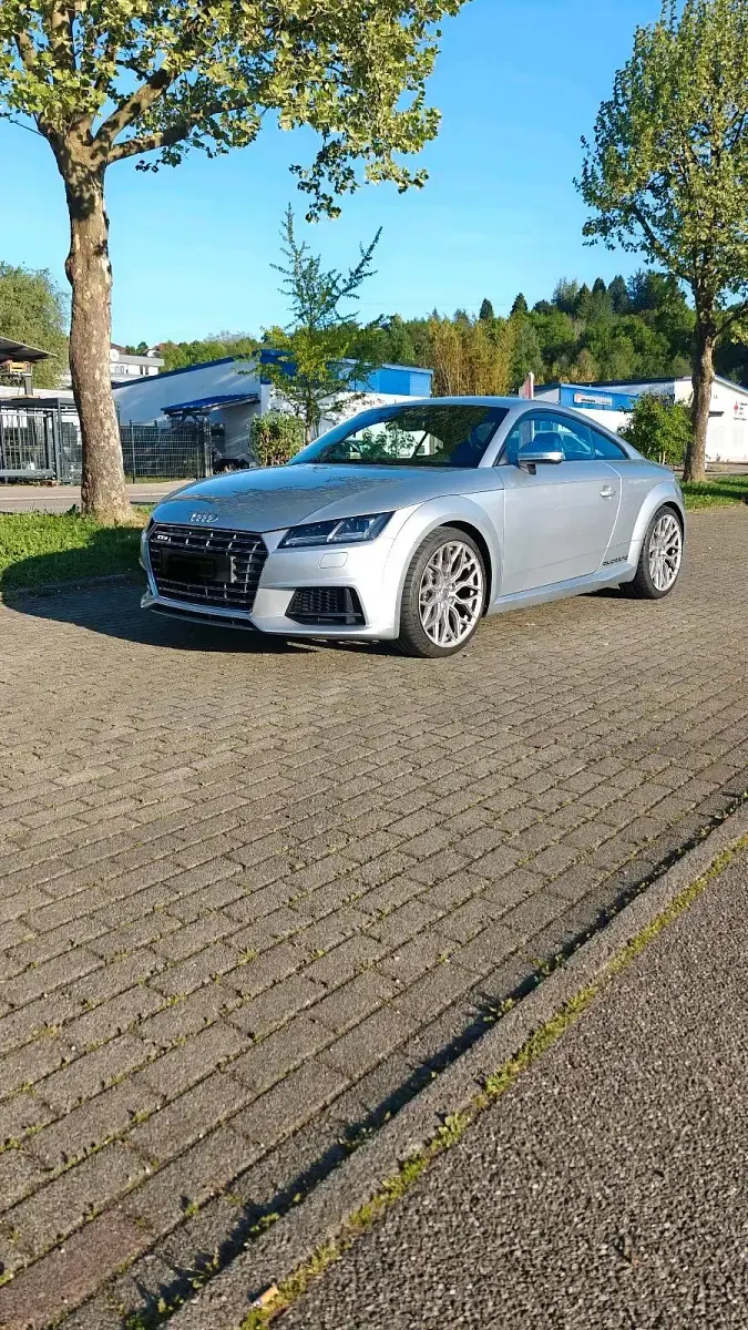 Gebraucht Audi TTS 400 PS (294 kW) 2015 Silber Coupé