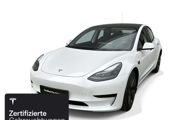 Weiß Gebraucht 2021 Tesla Model 3 RWD Limousine | 25.700 € (Fairer Preis) - Bild 1/4