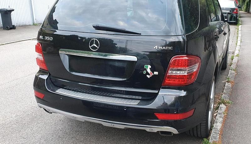 Gebraucht Mercedes ML350 231 PS (169 kW) 2011 Schwarz SUV