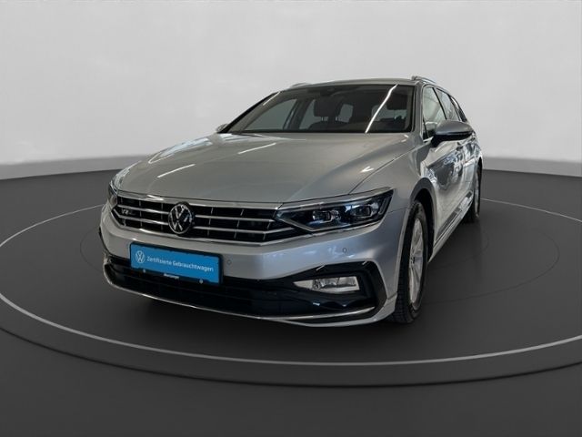Gebraucht VW Passat Elegance 200 PS (147 kW) 2024 Andere farbe Kombi