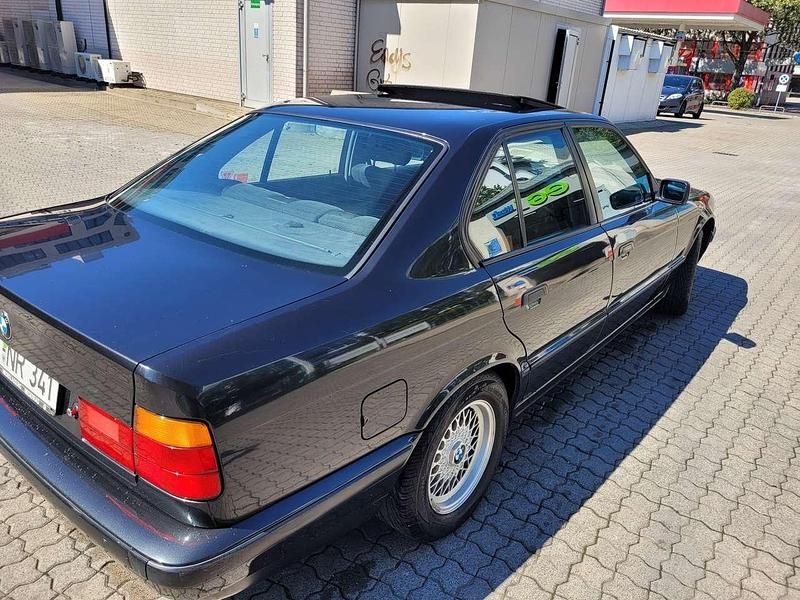 Gebraucht BMW 518 113 PS (83 kW) 1993 Limousine