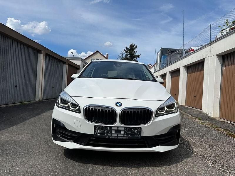 Gebraucht BMW 218 Gran Tourer Performance 150 PS (110 kW) 2021 Weiß Van / Kleinbus