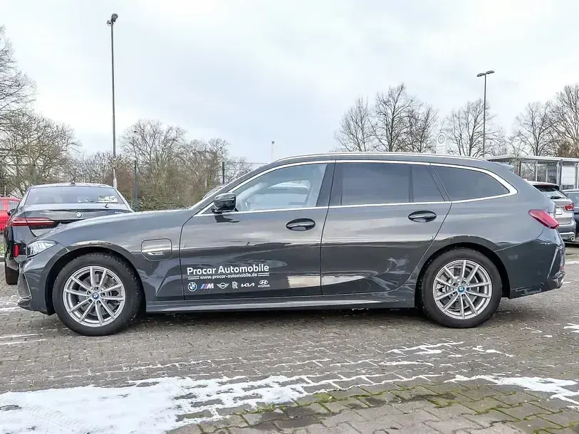 Używany BMW 330e Comfort Edition 2022 Andere Kombi