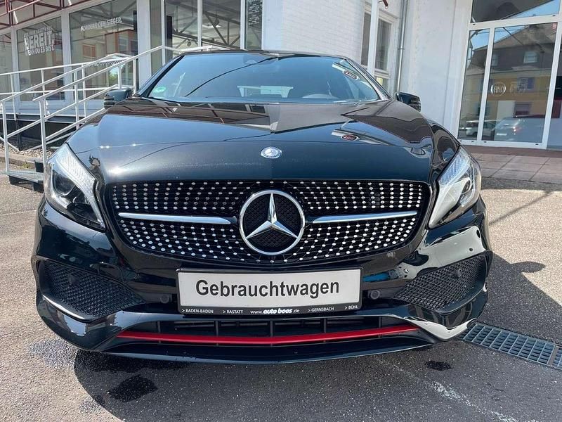 Gebraucht Mercedes A250 218 PS (160 kW) 2016 Kosmosschwarz  metalliclack Limousine
