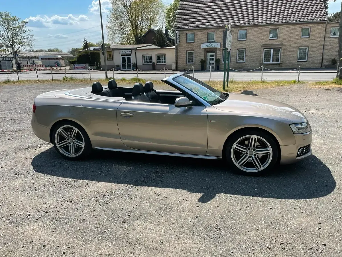 Gebraucht Audi A5 Cabriolet S-Line 160 PS (117 kW) 2010 Andere farben Cabrio