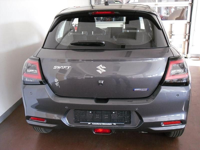 Gebraucht Suzuki Swift Club 83 PS (61 kW) 2025 Grau Kleinwagen