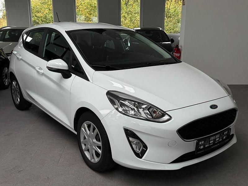 Weiß Gebraucht 2020 Ford Fiesta Cool & Connect Kleinwagen | 11.950 € (Guter Preis) - Bild 1/4