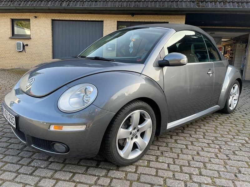 Gebraucht VW New Beetle 150 PS (110 kW) 2006 Grau Kleinwagen