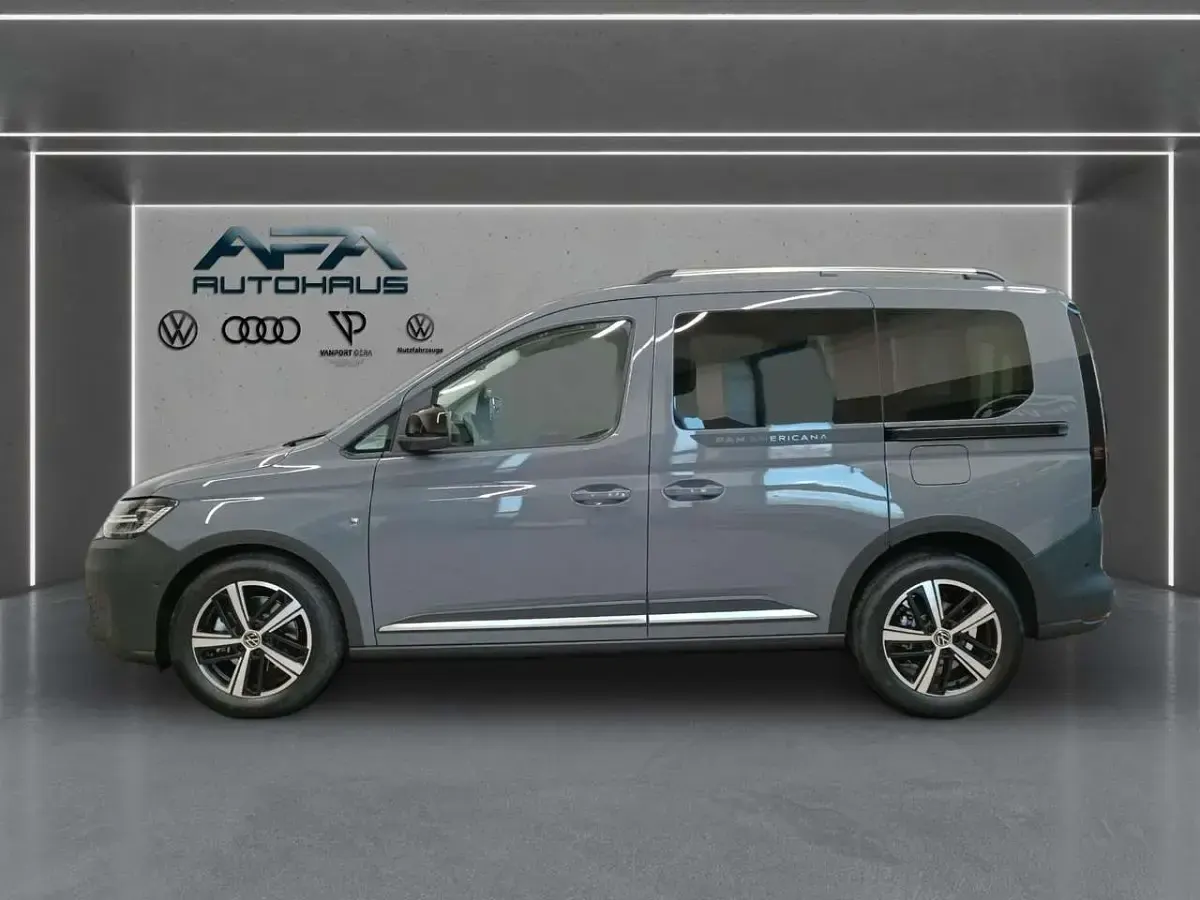 Neu VW Caddy PanAmericana 116 PS (85 kW) 2025 Grau Van / Kleinbus