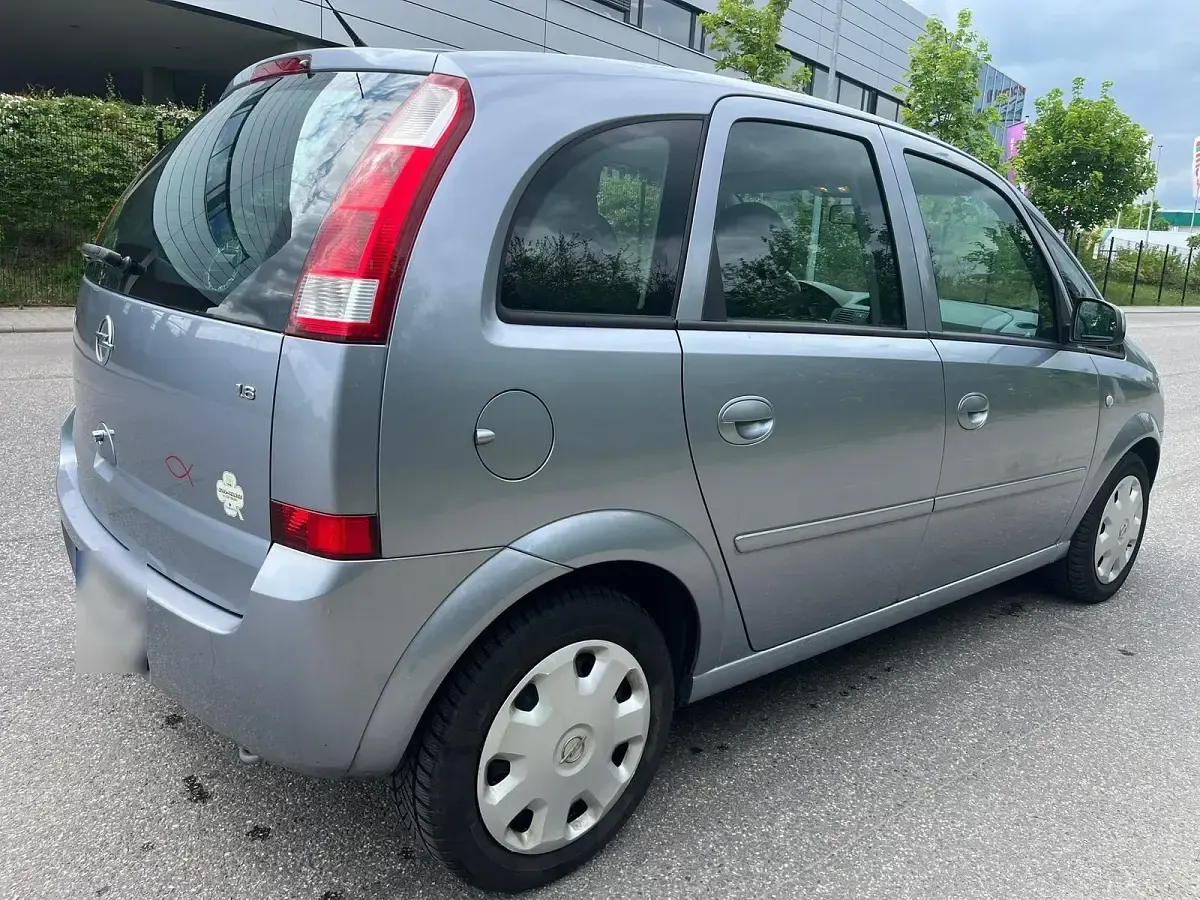 Używany Opel Meriva 101 KM (74 kW) 2005 Szary Minivan
