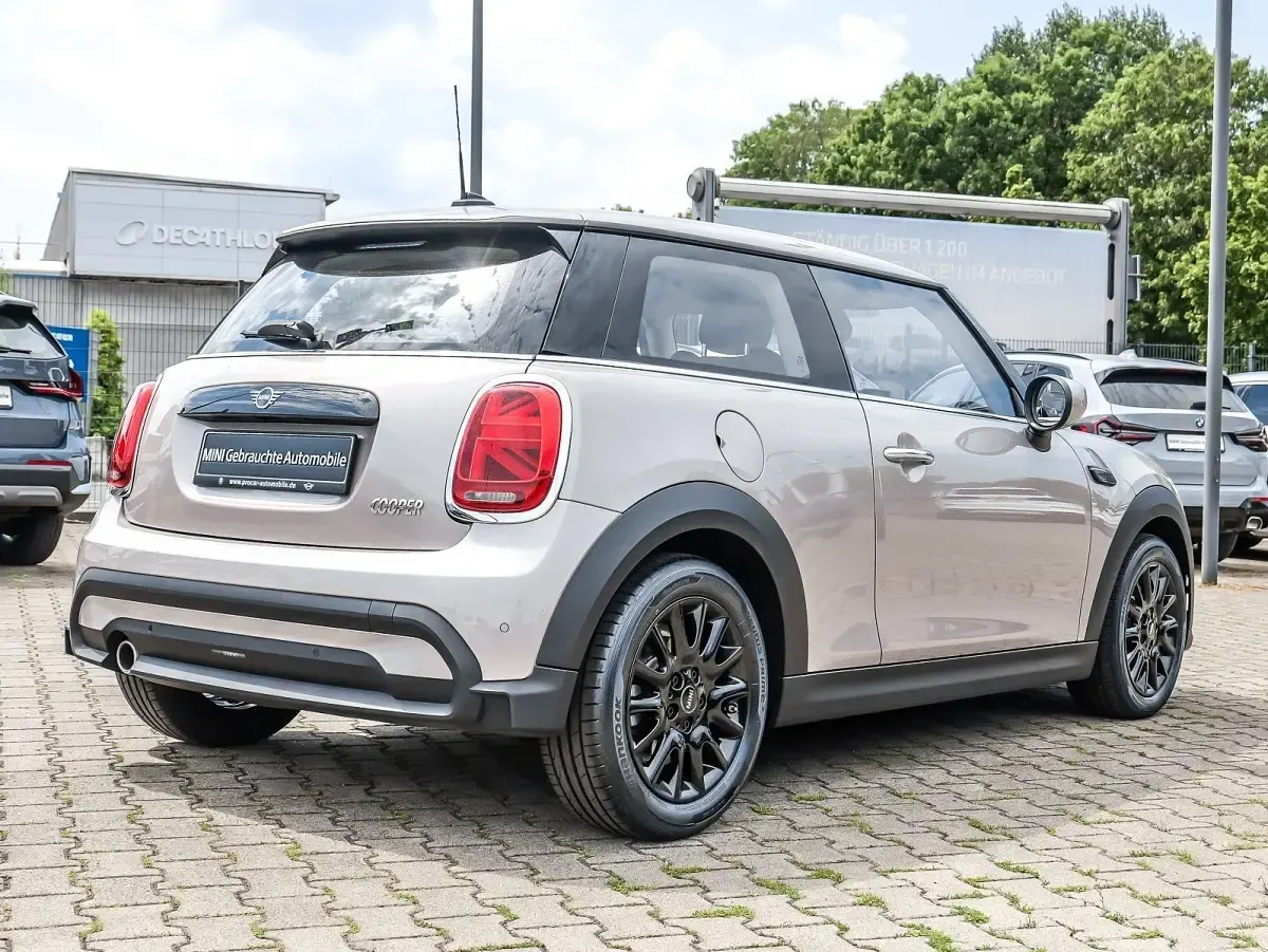 Gebraucht Mini Cooper 136 PS (100 kW) 2023 Grau Kleinwagen