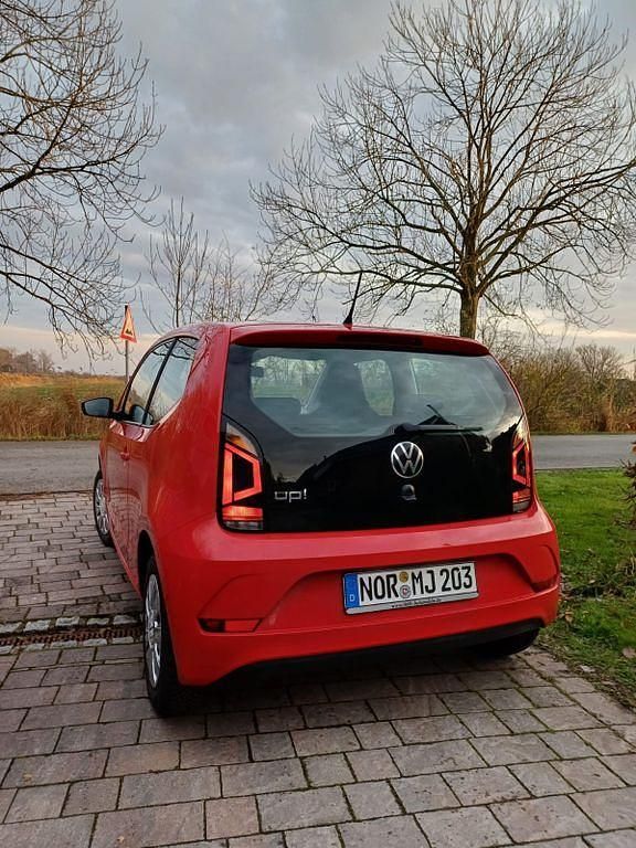 Gebraucht VW up! Basis 65 PS (47 kW) 2022 Rot Kleinwagen