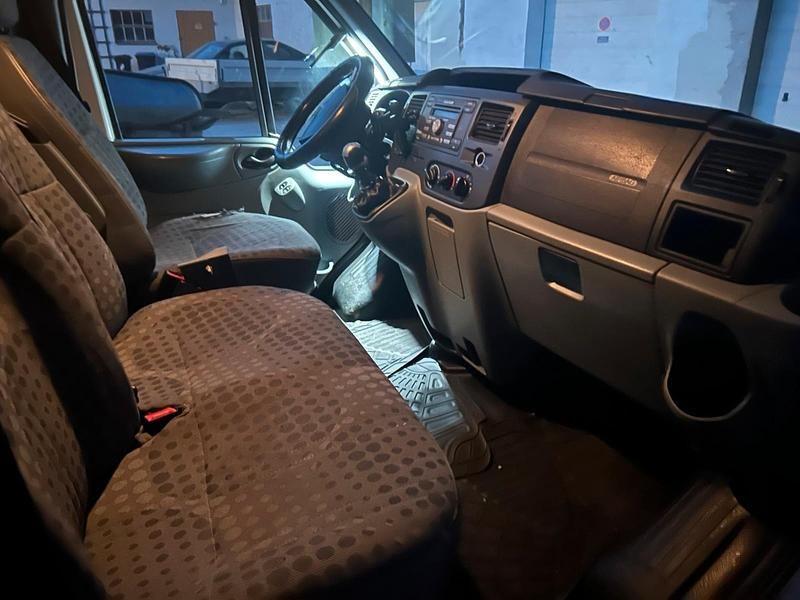 Gebraucht Ford Transit 105 PS (77 kW) 2009 Weiß Pickup